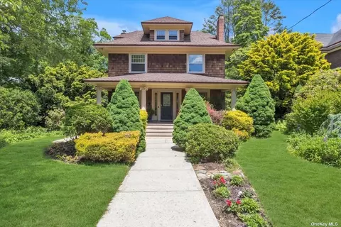 457 Main St, Northport, NY 11768