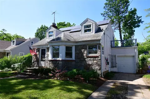 623 Westminster Rd, Baldwin, NY 11510
