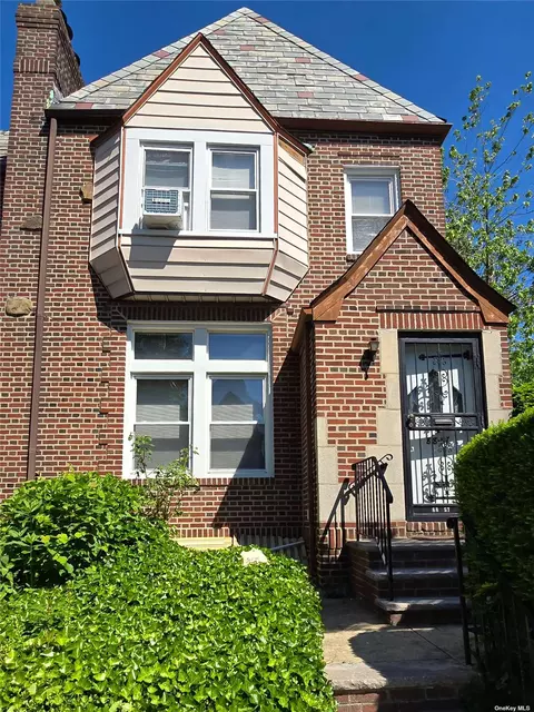 88-57 74th Ave, Glendale, NY 11385