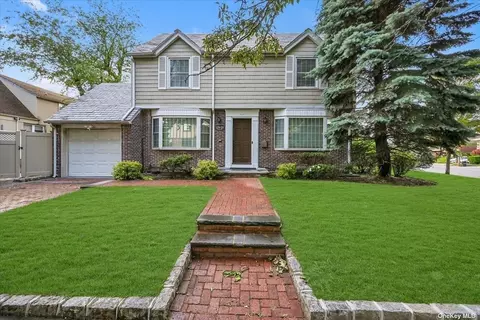 179-29 Kildare Rd, Jamaica Estates, NY 11432