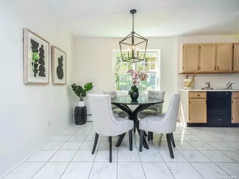 26 Madison Park Gdns # L, Port Washington, NY 11050