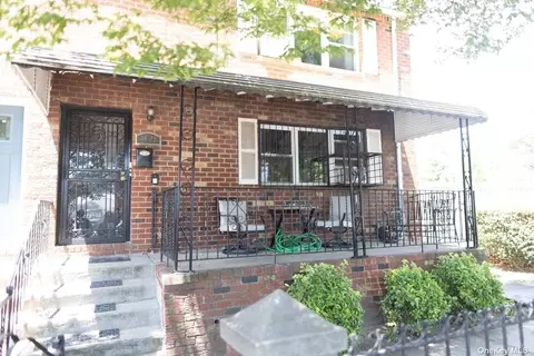 144-28 181st St, Springfield Gardens, NY 11413