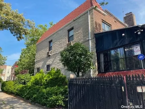 32-02 78th St, East Elmhurst, NY 11370