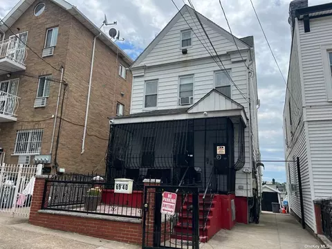 69-40 43rd Ave, Woodside, NY 11377