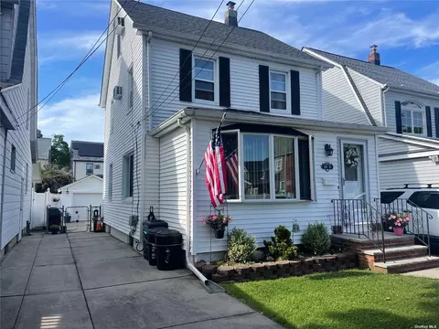 248-55 89th Ave, Bellerose, NY 11426