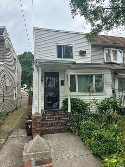 33-34 203 St, Bayside, NY 11361