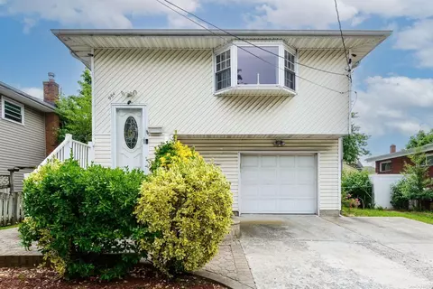 954 Brush Hollow Rd, Westbury, NY 11590