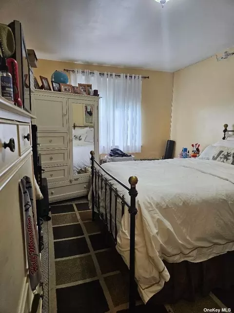 546 E 88th St, Brooklyn, NY 11236
