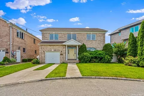 150-60 Powells Cove Blvd, Whitestone, NY 11357