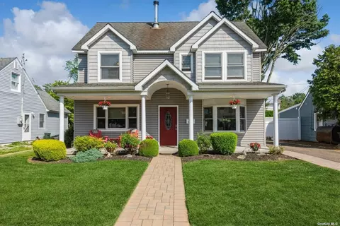 2454 Hull Ave, North Bellmore, NY 11710