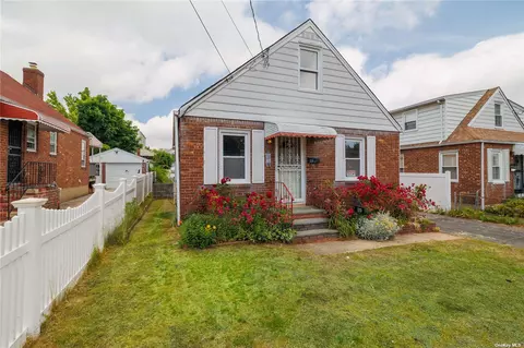 29 Belmont Ave, Elmont, NY 11003