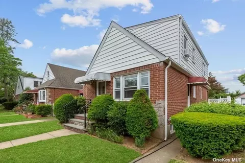 25011 87th Ave, Bellerose, NY 11426