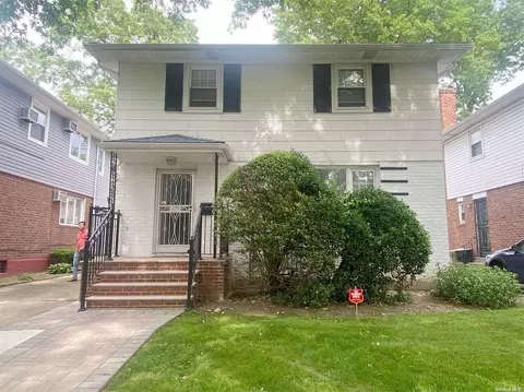 53-15 199th St, Fresh Meadows, NY 11365