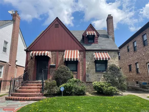 50-15 213th St, Bayside, NY 11364