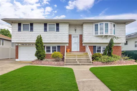 3269 Elliott Blvd, Oceanside, NY 11572