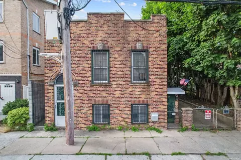 57-45 Penrod St, Corona, NY 11368
