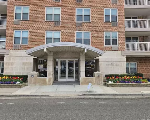 410 E Broadway #3G, Long Beach, NY 11561
