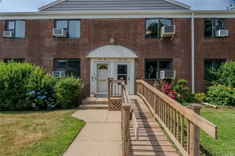 216-25 73rd Ave #2ND, Bayside, NY 11364
