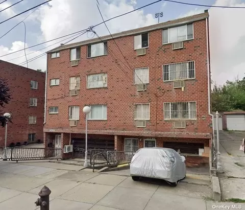 41-24 161st St #3A2, Flushing, NY 11358