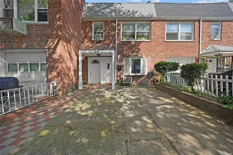 98-11 31st Ave, East Elmhurst, NY 11369