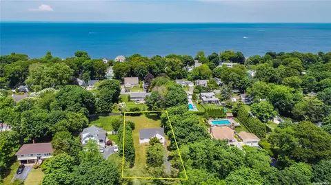 11 Fairview Ave, Miller Place, NY 11764
