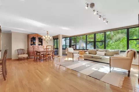 11-01 162nd St #5A, Beechhurst, NY 11357