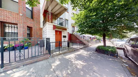 364 52nd St, Brooklyn, NY 11220