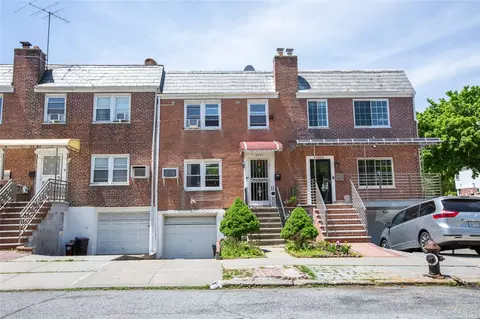 69-04 198th St, Fresh Meadows, NY 11365