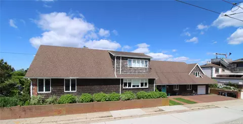 129 Baldwin Ave, Point Lookout, NY 11569