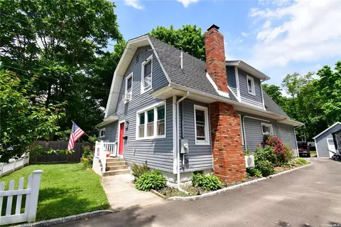 2679 Central Ave, Baldwin, NY 11510