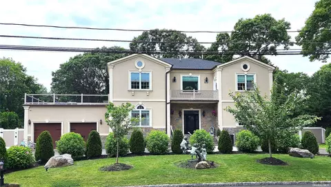 74 Joline Rd, Port Jefferson Station, NY 11776