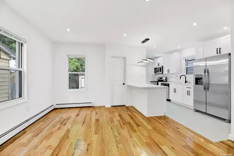146-74 183rd St, Springfield Gardens, NY 11413