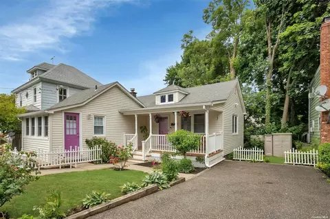 70 Valentine St, Glen Cove, NY 11542