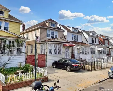 40-22 78th St, Elmhurst, NY 11373