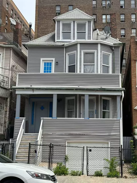 2916 Heath Ave, Bronx, NY 10463