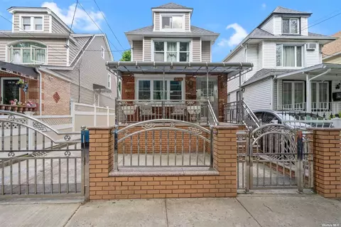 116-52 121st St, South Ozone Park, NY 11420
