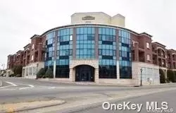130 Post Ave #415, Westbury, NY 11590