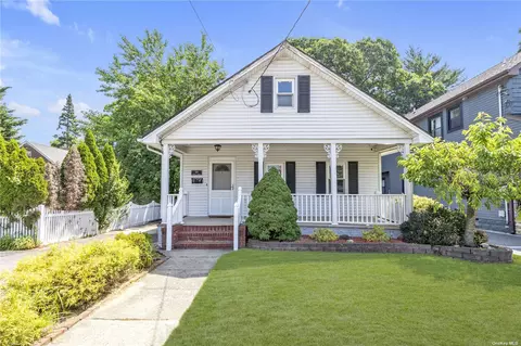 308 Central Ave, Lynbrook, NY 11563