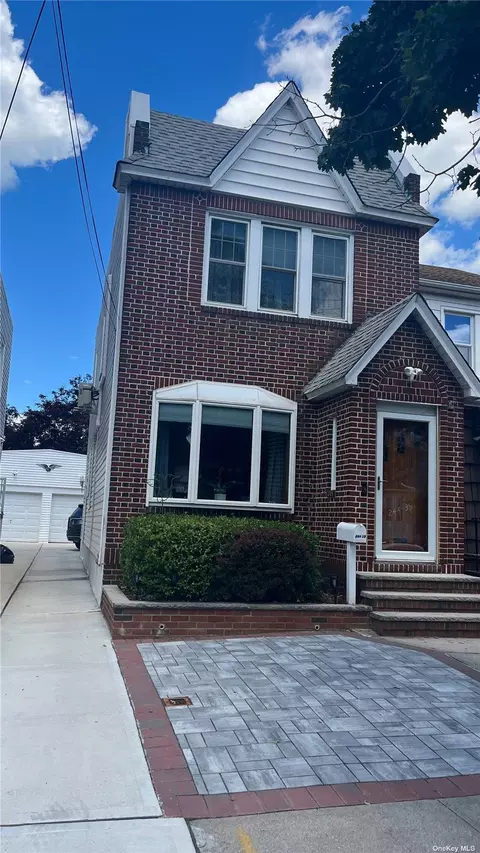 244-39 89th Ave, Bellerose, NY 11426