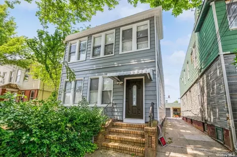 95-30 104th St #2, Ozone Park, NY 11416