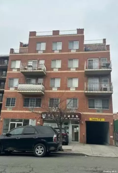 139-39 35th Ave #4H, Flushing, NY 11354