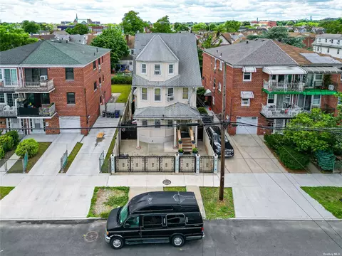 95-50 111th St, Richmond Hill South, NY 11419