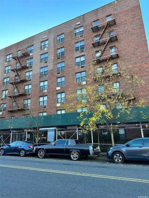 152-72 Melbourne Ave #4F, Flushing, NY 11367