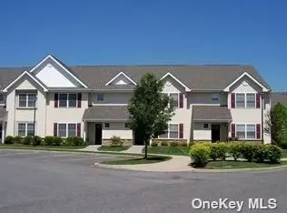 135 Morley Cir #., Melville, NY 11747