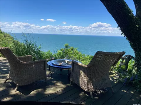147 Shore Dr, Sound Beach, NY 11789