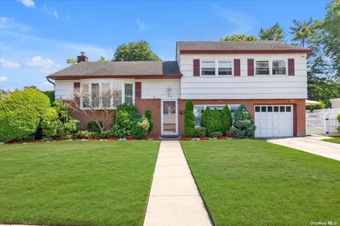854 Grace St, Baldwin, NY 11510