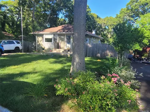 19 Ormond, Shirley, NY 11967