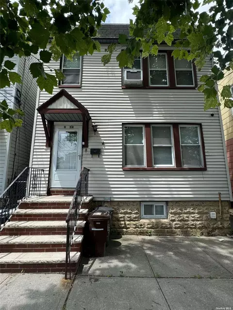 9-18 124th St, College Point, NY 11356