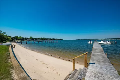 30 Rampasture Rd #D, Hampton Bays, NY 11946 - Movoto