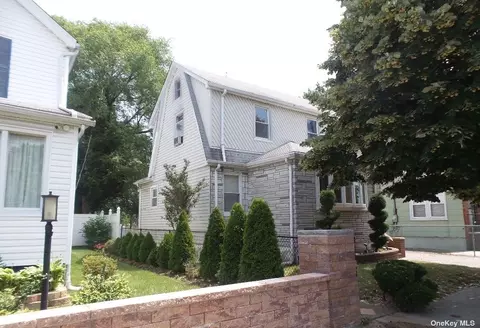 122-43 Grayson St, Springfield Gardens, NY 11413